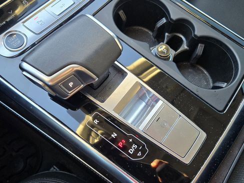 Used 2023 Audi Q7 3.0T Prestige image 27