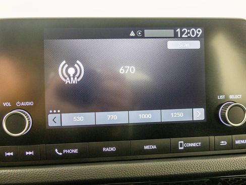 Used 2025 Honda Civic Sport image 21