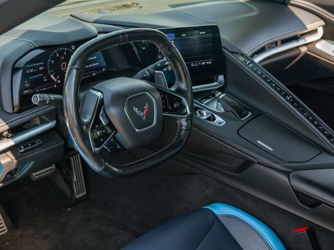 Used 2022 Chevrolet Corvette Stingray Preferred Cpe w/ Z51 Performance Package RWD image 12