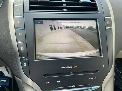 Used 2014 Lincoln MKZ AWD w/ Equipment Group 101A Select image 3