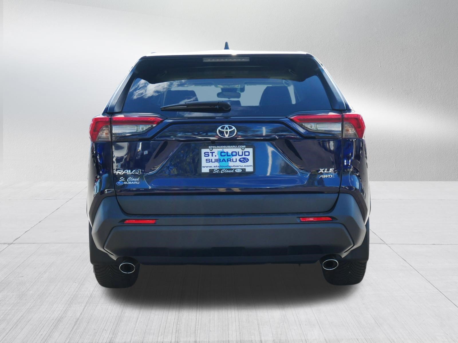 Used 2019 Toyota RAV4 XLE Premium w/ Cold Weather Package AWD/4WD image 6