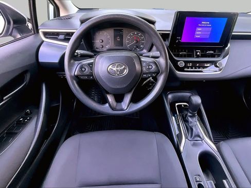 Used 2023 Toyota Corolla LE FWD image 6