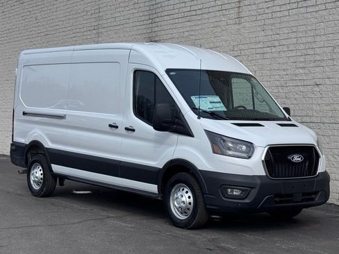 New 2026 Ford Transit 250 148 Medium Roof Extended AWD image 7