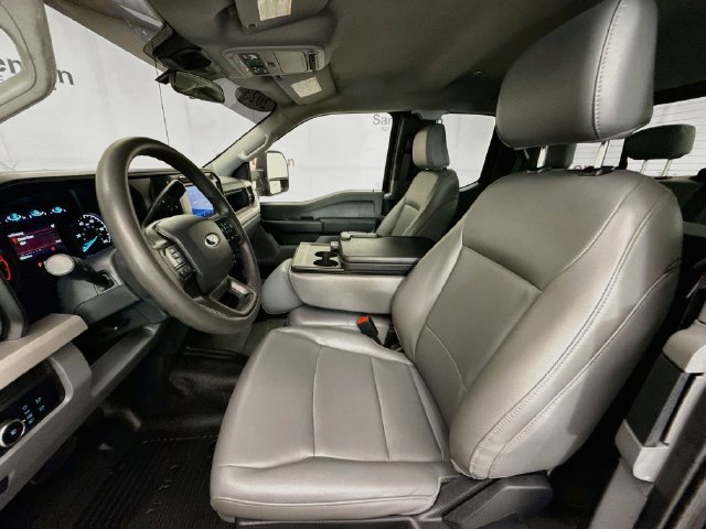 Used 2023 Ford F350 XL w/ XL Chrome Package AWD/4WD image 19