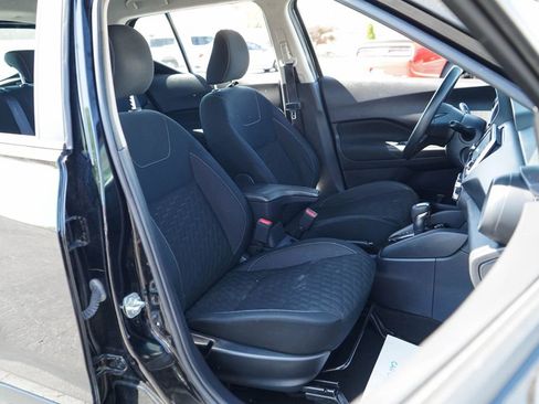 Used 2022 Nissan Kicks S FWD image 12
