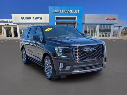 Certified 2023 GMC Yukon Denali Ultimate image 3
