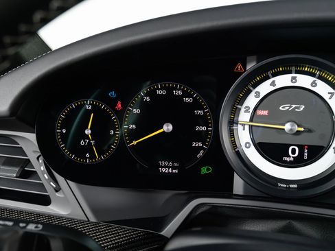 Used 2024 Porsche 911 GT3 image 27