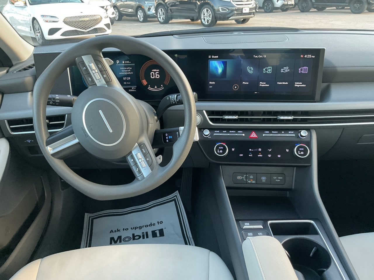 Used 2025 Hyundai Sonata SEL FWD image 11