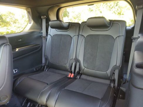 New 2025 Jeep Grand Cherokee L Altitude image 8