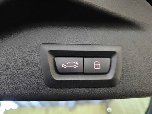 Used 2025 BMW X5 M60i AWD/4WD image 41