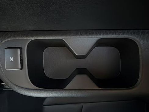 New 2026 Nissan Pathfinder SL AWD/4WD image 21
