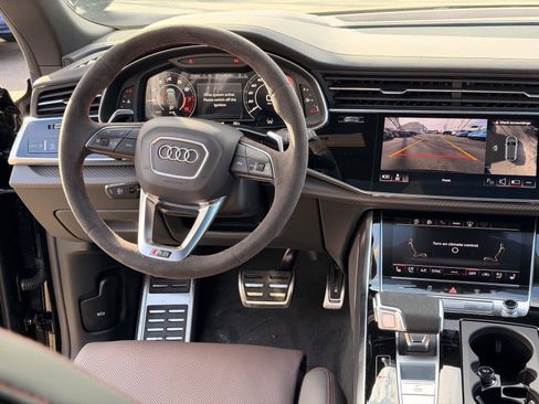 New 2025 Audi RS Q8 performance image 19