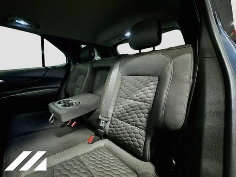 Used 2018 Chevrolet Equinox LT FWD image 24