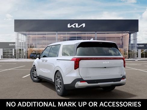 New 2026 Kia Carnival EX FWD image 4