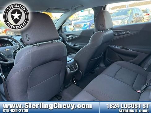 Used 2023 Chevrolet Malibu LT image 13