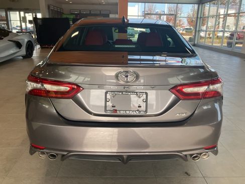 Used 2019 Toyota Camry XSE image 6