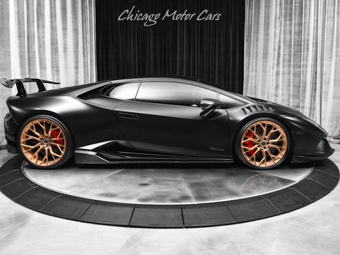 Used 2018 Lamborghini Huracan Performante image 43