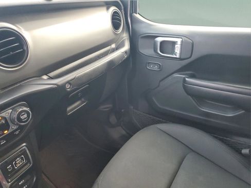 Certified 2020 Jeep Gladiator Sport w/ Quick Order Package 24S image 20