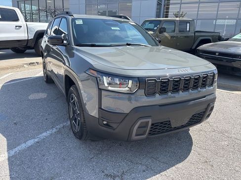 New 2026 Jeep Cherokee Laredo AWD/4WD image 8