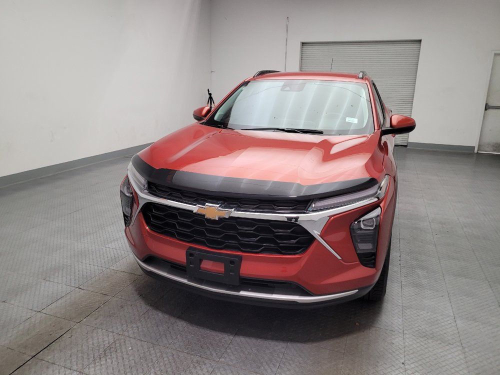 Used 2024 Chevrolet Trax LT w/ Driver Confidence Package FWD image 15