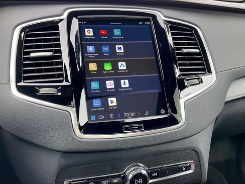 Used 2023 Volvo XC90 T8 Ultimate image 36