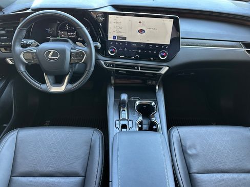 Used 2025 Lexus RX 350 w/ Convenience Package AWD/4WD image 13