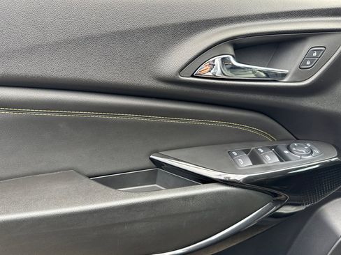 Used 2024 Chevrolet Trax ACTIV w/ Sunroof Package FWD image 10