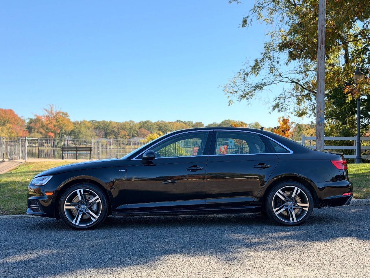 Used 2017 Audi A4 2.0T Premium Plus w/ Premium Plus Package AWD/4WD image 2
