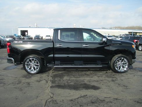 Certified 2022 Chevrolet Silverado 1500 LTZ w/ LTZ Premium Package image 5