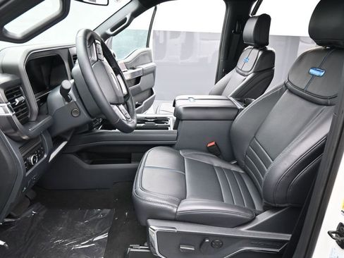 New 2026 Ford F250 Platinum AWD/4WD image 2