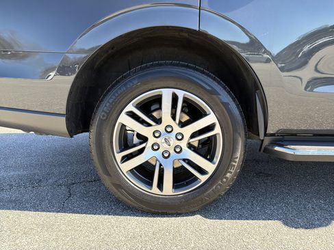 Used 2022 Ford Expedition Limited image 22