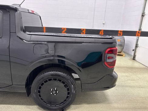 Used 2025 Ford Maverick Lobo AWD/4WD image 13