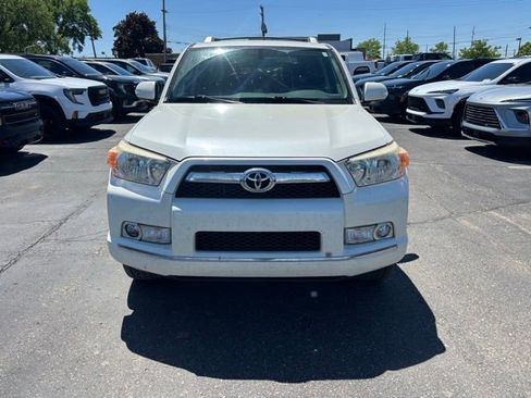 Used 2013 Toyota 4Runner Limited w/ Convenience Pkg AWD/4WD image 2