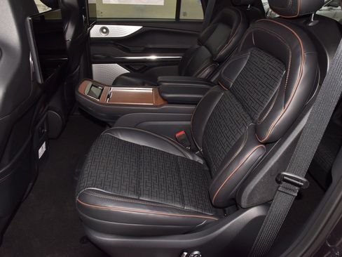 New 2026 Lincoln Navigator Black Label image 14