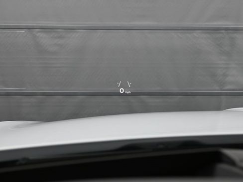 Used 2024 Bentley Continental GT image 24