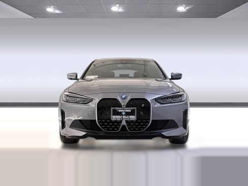 Used 2023 BMW i4 eDrive40 w/ Premium Package RWD image 6