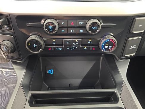 New 2026 Ford F250 XLT w/ XLT Premium Package RWD image 31