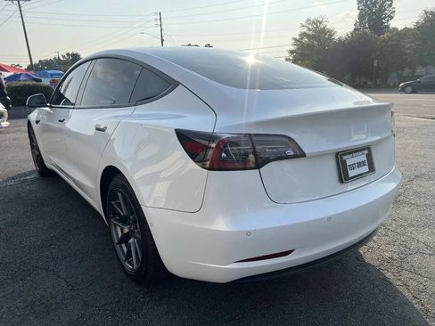Used 2021 Tesla Model 3 Standard Range Plus RWD image 5