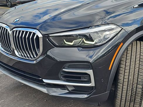 Used 2022 BMW X5 xDrive40i w/ Premium Package image 37