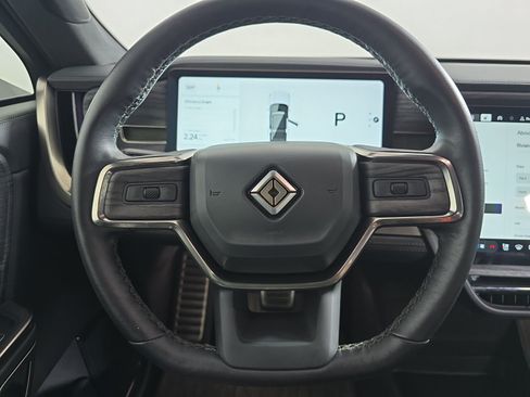Used 2024 Rivian R1S Adventure AWD/4WD image 27