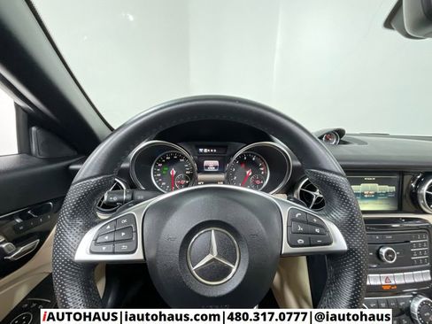 Used 2020 Mercedes-Benz SLC 300 w/ Premium Package image 18