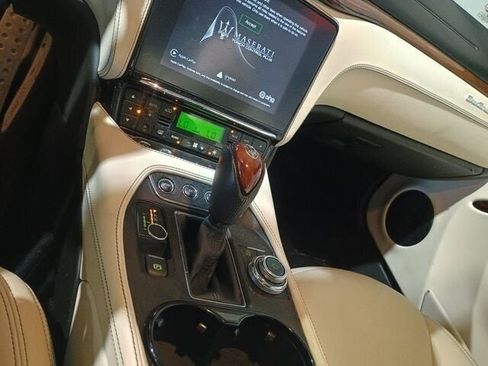 Used 2019 Maserati GranTurismo Sport image 5