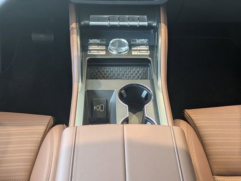 New 2026 Lincoln Nautilus Reserve image 17