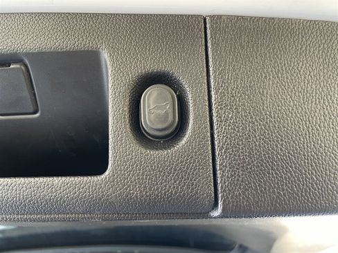 Used 2019 Chevrolet Suburban LT w/ Max Trailering Package image 38