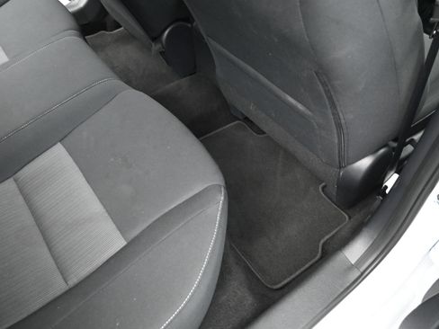 Used 2025 Nissan Sentra SV FWD image 18