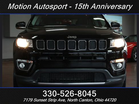 Used 2018 Jeep Compass Limited AWD/4WD image 30