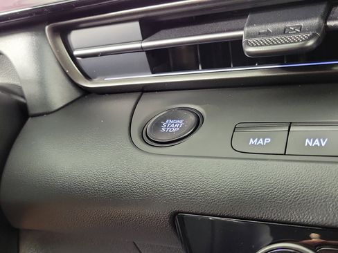 New 2025 Hyundai Elantra SEL image 17