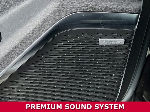 Used 2025 Chevrolet Traverse High Country w/ LPO, Floor Liner Package image 21