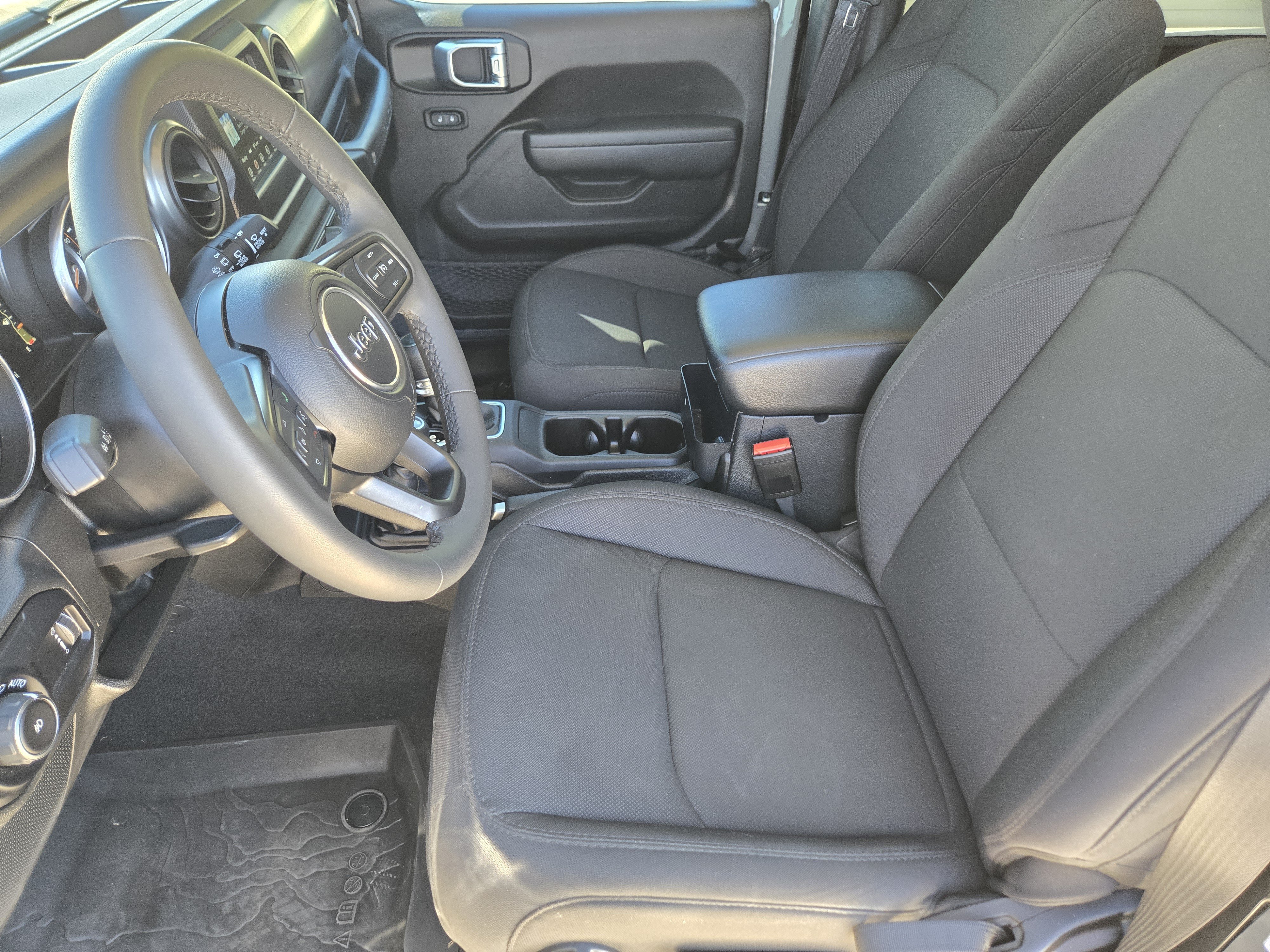 Used 2023 Jeep Wrangler Sport AWD/4WD image 14