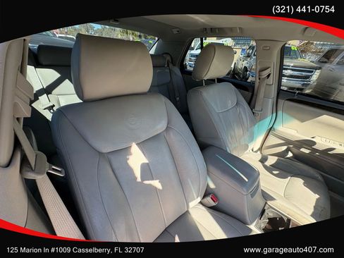 Used 2011 Cadillac DTS Luxury image 37